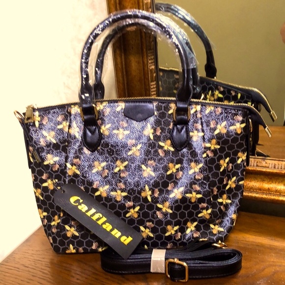 New Calfland “Bee Design”, Women’s crossbody or handle purse. - Picture 11 of 16